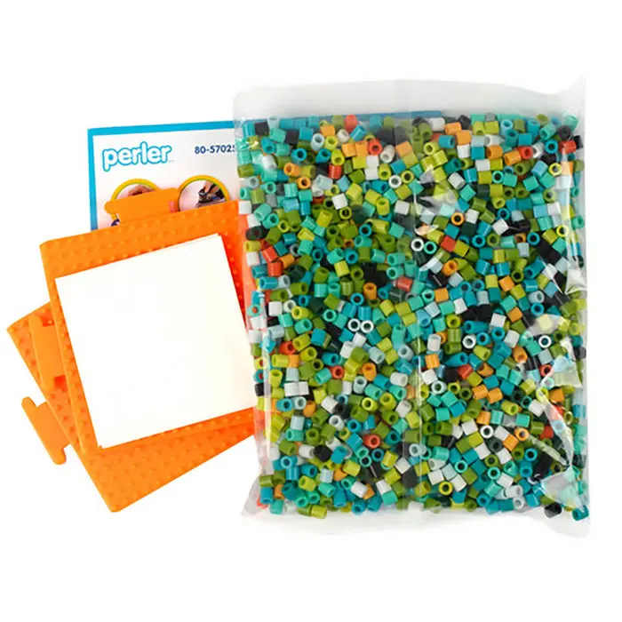 1779681647363380-1.webp Perler Crocodiles Fused Bead Activity Kit - Image 1